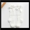 의류 아기 키즈 출산 드롭 배달 2021 어린 소녀 활 무릎 높은 fishnet 아기 유아 bownot 튜브 양말 아이가 밖으로 양말 DKL