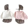 Born Summer Twin Girls Boy Suit Cotton Cartoon Bear T-shirt+ Hat + Grid PP Shorts Baby Girl Clothes 3Pcs 210417