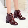 Morazora tamanho grande 34-43 Botas de tornozelo quadrado saltos redondos dedo do pé senhoras sapatos moda lace ap cor sólida mulheres botas preto 210506
