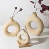 NIFLHEIM Donuts Flower Pot Nordic Circular Hollow Ceramic Vase Home Decoration Accessories Office Desktop Living Room Interior 211103