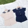 Japanischer Stil Sommer Jungen Mädchen Mode Kindergarten Kleidung Sets Kinder Baumwolle Leinen Weiche Seemannskragen T-Shirt und Shorts 2 Stück 210508