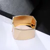 Neuankömmlinge übertreiben große Quadratmanschettenknochen für Frauen klassisch geometrische Lenon -Armbänder Armband Q0719258s