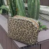 Canvas Leopard kosmetiska väskor GA Warehouse Cheetah Makeup Bag Anpassade toalettartiklar med dragkedja Domil106-387