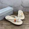 Yehu Terlik Tasarımcı Sandal Erkekler Kadın Sandalet Slaytları HK Hongkong Moda Ayakkabıları Kadınlar İçin Güzel Ev Terlik