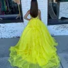 Abito da concorso giallo per bambini bambini adolescenti 2024 corpetto di perline Ritzee Roise Organza Long Girl Girl Kid Girl Abito da festa formale Cristallina a V-Back Crystas Halter