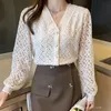 Primavera verão elegante tops camisa mulheres estilo coreano em v-pescoço lanterna de lanterna bordado blusa de malha plus tamanho 13967 210508