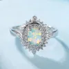 Försäljning 925 Sterling Silver White Fire Opal Engagement Wedding Ring för Kvinnors Gift 210524