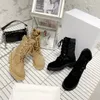 Stivaletto da donna in pelle scamosciata di alta qualità Designer Luxury Martin Desert Boots tessuto lavorato a maglia lettera nera 100% vera pelle trapuntata Scarpe invernali stringate Suola in gomma con scatola