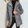 Leopard Plüsch Dicke Strickjacke Wintermantel Umlegekragen Langarm Jacken Elegante Frauen Warme Mantel Sexy Casual Oberbekleidung 210507