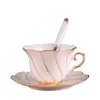 Ręcznie malowane Gold Bone Wielokrotnego użytku Kubki Espresso Europejskiej Popołudnie Czarna Herbata Filiżanka High-End Tasse Cafe Mug Dish Set Crockery