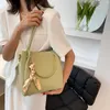 Bolsos de noche Bufanda de seda Bolso de hombro tipo bandolera pequeño de cuero de PU para mujer 2022 Bolsos y monederos simples de moda Bolsos de viaje para mujer Verde