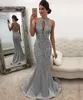 2021 Nya rosa aftonklänningar Juvelhals Sekvenserad spets Långt backless Mermaid Prom Dress Sweep Train Custom Illusion Robes De Soire219i