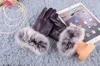 Пяти пальцев перчатки Женская леди кожаная мех зимний водонепроницаемый сенсорный экран Утолщение внутреннего плюшевого теплого теплого тепло