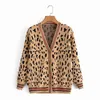 cardigan di leopardo delle ragazze