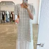 Korejpaa mulheres vestido verão francês colar quadrado contraste cor xadrez solto de mangas curtas de mangas curtas costurando ruffled vestidos 210526