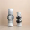 Vases Современная черная белая полоса керамики искусства цветочная композиция ваза гостиная телевизор кабинета украшения дома гидропонный завод