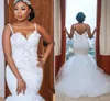 Nya vita ￤lsklingar Spaghetti Strap Mermaid Wedding Dresses African Arabiska p￤rlor Applices Runched Long Train Bridal Gowns Plus Size BC9777