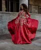 Rote marokkanische Kaftan-Hochzeitskleider, muslimische Goldstickerei, lange Ärmel, Kristall, arabisch, algerisches Brautkleid, Vestido de Noiva