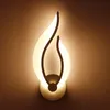 Vägglampor LED Light Modern Lamp Acrylic Sconce 10W AC90-260V Flame Form Inomhus Badrum Sovrum Vardagsrum Hall Bra