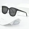 Solglasögon 2021 PAPAS Kvinnor Män med originalförpackning Fashion Korea Design Vintage Square Sun Glasses7978924