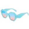 Zonnebrillen Casual retro polygon witte ronde vrouwen Designer 2021 Trendy Sun Glasses Beach Travel Elegant Shades4663021