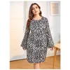 Przypadkowe sukienki Drukuj torba Hipleopard Sukienka Wiosna Jesień 2xl do 8xl Plus Size Woman Slim Midi Flare Z Długim Rękawem T2267