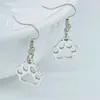 Hollow Silver Color Pet Cat Dog Lover Paw Print Dangle Puppy Cute Animal Footprint Kolczyki Kobiety Dziewczyna Biżuteria