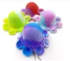 Party Funny Toys Regenbogen umgestürzt Oktopus Ausdruck Es flip Puppen Silikon Dekompression Anhänger Schlüsselbund für Kinder lindern Großhandel 8589785
