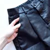 S-4XL Mode PU Cuir Shorts Femmes Automne Hiver Bermuda Taille élastique Lâche Cinq Points Pantalon En Cuir Plus Taille Shorts 210625