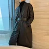 冬の暖かい長い特大の女性の細い綿のジャケット3xlのアウターウェアのための黒い革の女性のコート210923