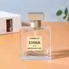 Partihandel Square E Liquid Oil Perfume Bottle Atomizers 25 ml Tomma kosmetiska behållare med spruta för resenär