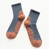 5 цветов мужчин баскетбол футбол носок случайные спортивные хлопковые носки дышащие высокое качество оптом цена