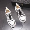 Lüks tasarımcılar Düğün Partisi Ayakkabıları Yüksek Kaliteli Erkekler Deri Sıradan Spor ayakkabılar Toe Toe Kalın Alt İş Dış Mekan Sürüş Boş Zamanları Yürüyüş Loafers J10