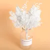 Fleurs blanches artificielles bricolage Scrapbooking petit Bouquet fougères fausses plantes Faux herbe pour la maison mariage décoration de noël Y0630