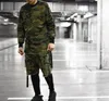 Short de camouflage surdimensionné pour hommes, hip hop, Harajuku, harem, ruban latéral, entrejambe bas, sweat-shirt, short de bain pour l'été