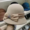 Automne hiver japon style laine strass bowknot dame seau cap femmes loisirs chapeau