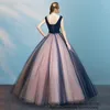 Quinceanera klänningar 2021 Sexig djup v-hals prinsessa bågeapplikationer fest prom formell spets upp tulle boll klänning vestidos de 15 anos Q45