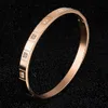Fysara 4 / 6mm Mode Pulseiras Kristaller Kvadrat Armband Bangle för Kvinnor Rostfritt Stål Kärlek Bangles Guld Europeiska Smycken Q0719