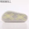 2020 Nowe Hot Summer Men Pantofle Dorywczo Czarne Białe Buty Niepoślizgowe Slajdy Łazienki Sandały Soft Sole Slides Plus Size 47