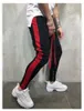 ZOGAA Hip Hop Kargo Pantolon Erkek Ter Erkek Jogger Patchwork Spor Salonları Pantolon Erkekler Slim Fit Vücut Geliştirme Pantolon X0723