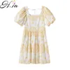 hsaヨーロッパとアメリカの夏の風の女性の黄色い花刺繍された正方形の襟半袖ドレス2259 210716