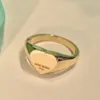 Europa Ameryka Moda Style Lady Kobiety Mosiądz Grawerowane T List 18K Pozłacane pierścienie serca Rings Rozmiar US6-US9