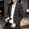 Brand Spring Мужчины Blazers Striped Повседневная Тонкий Костюм Куртка Свадьба Бизнес Улица Носить Социальное Платья Пальто Весте Homme Костюм 210527