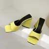 Chinelos Mulheres Design 10 cm de altos saltos slides mules verão peep toe patente couro verde amarelo grosso bloco de festa