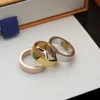 Mode smycken brev graverade band ringar bague för man kvinnor party älskare gåva förlovning smycken