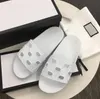 Hombres Mujeres Clásicos Sandalias Zapatillas Zapatos de diseñador Diapositiva de lujo Moda de verano Ancho plano resbaladizo con sandalias gruesas Zapatilla Chanclas S1SK #