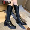 Concise serré bottes hautes femme automne hiver chaussures femme talons véritable cuir travail fermeture éclair genou femmes 210528