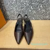 Sandalias de tacón medio de 4 cm para mujer, letras de moda, cuero cosido, tacones altos, zapatos puntiagudos sexy de verano, exhibición de lujo, zapatos de boda para fiesta, entrega