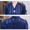 Blusas Mujer Paski V-Neck Długi rękaw Kobiety Ubrania Satynowa Bluzka Vintage Femme Eleganckie imitacja Koszulki jedwabne 622E 210420