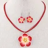 Mode süße und reiche Blumen Wachs Seil Temperament Halskette Ohrringe Set Halskette Set